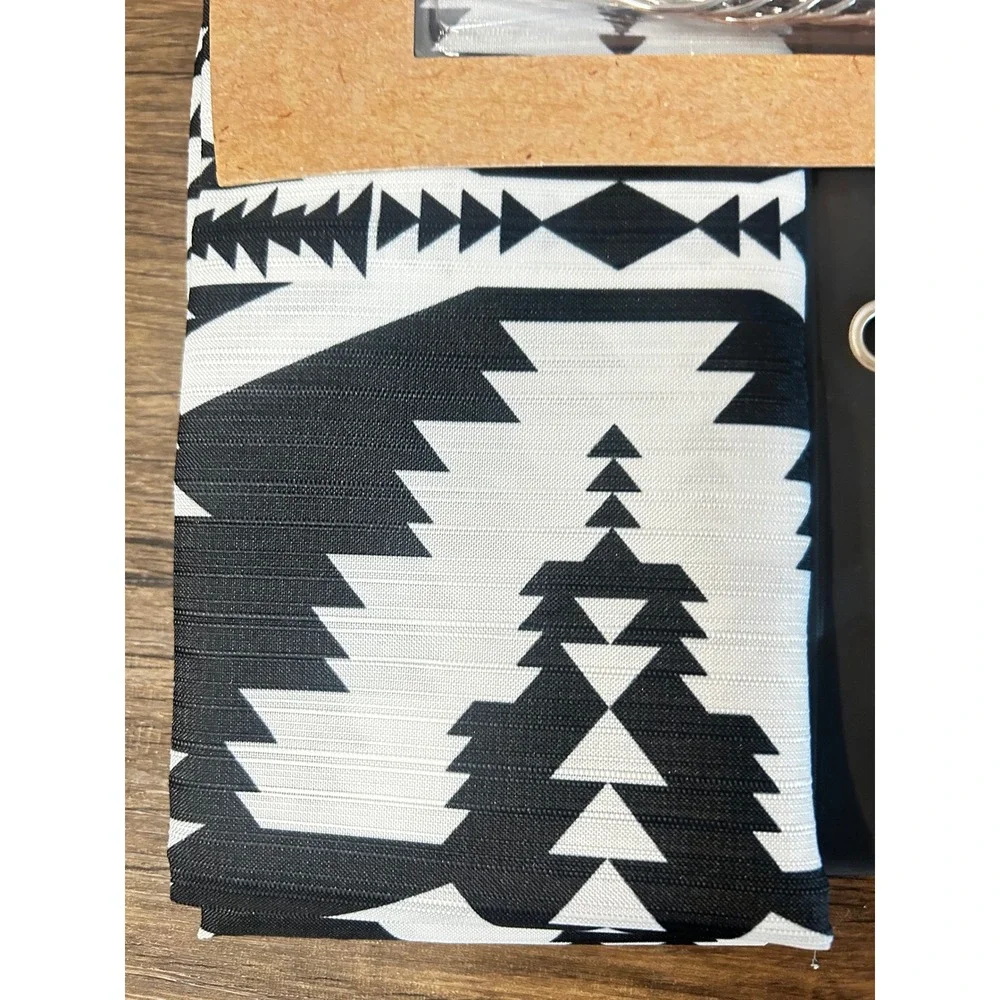 Wrangler Waylon Shower Curtain Set Black White Aztec Western 14 Piece 72x72 NEW